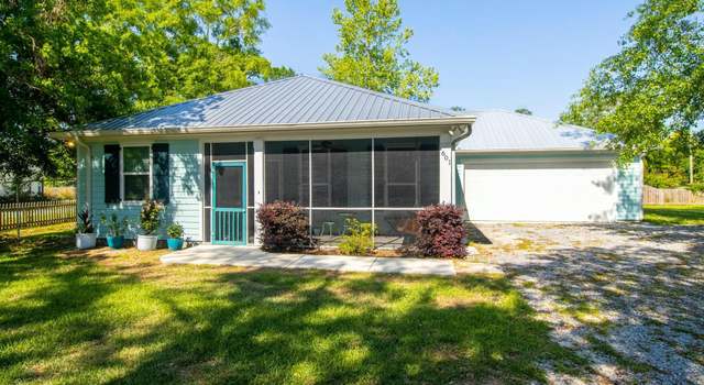Photo of 601 Citizen St, Bay Saint Louis, MS 39520