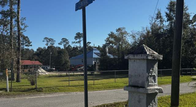 Photo of Farrar Ln, Waveland, MS 39576
