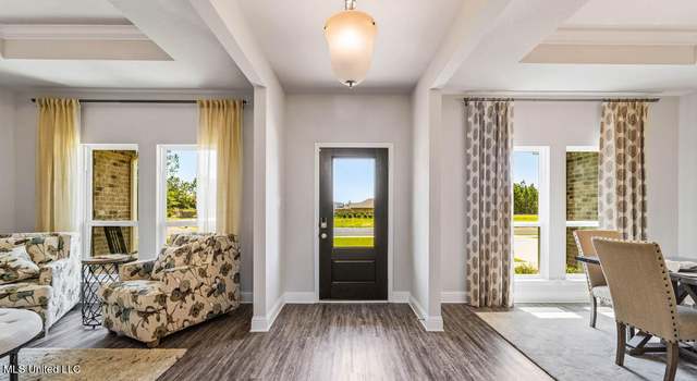 Photo of 17056 River Hills Dr, Gulfport, MS 39503