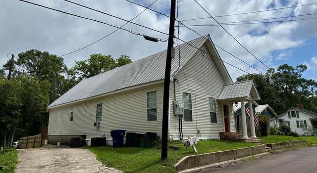 Photo of 424 Water St, Woodville, MS 39669