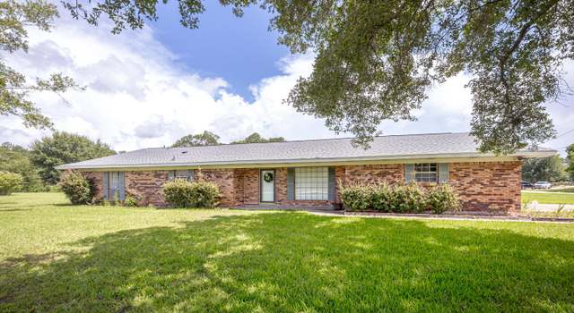 Photo of 10001 Echo Glen Dr, Moss Point, MS 39562