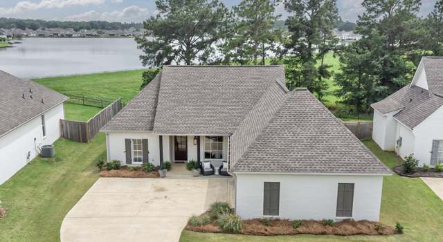 Photo of 157 Shore View Dr, Madison, MS 39110