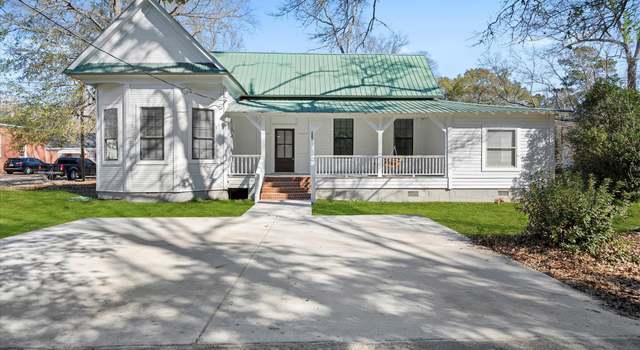 Photo of 404 1st St, New Augusta, MS 39462