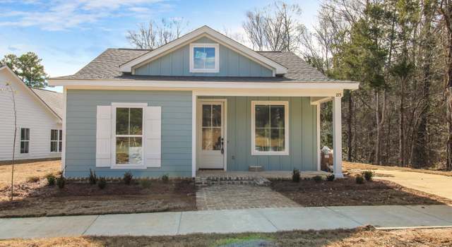 Photo of 275 Carriage Ln, Starkville, MS 39759