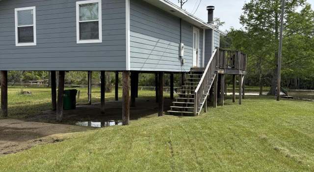 Photo of 8933 Riverlodge Dr, Moss Point, MS 39562