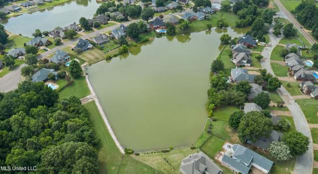 Photo of 1106 Crosswinds Dr, Hernando, MS 38632