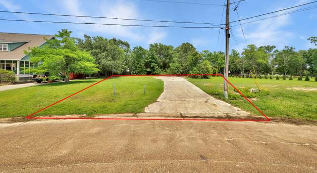 Photo of 108 Seabrook Dr, Waveland, MS 39576