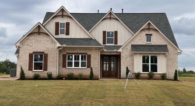 Photo of 1740 Bakersfield Way, Nesbit, MS 38651