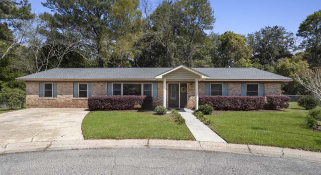 Photo of 1107 Le Badine Ct, Ocean Springs, MS 39564