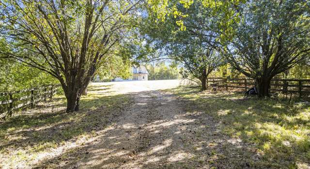 Photo of 302 Cedar Hill Rd, Flora, MS 39071