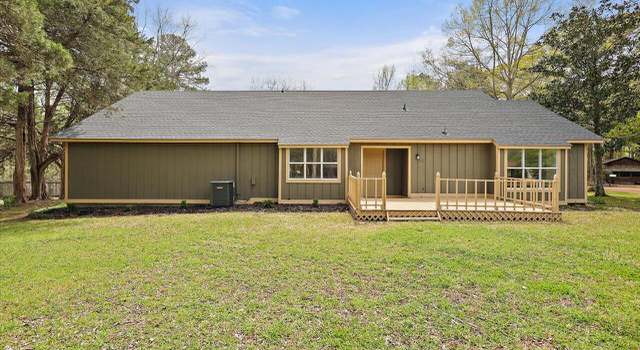 Photo of 101 Country Club Rd, Florence, MS 39073