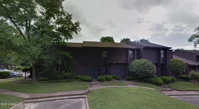 Photo of 820 Planters Point Dr, Canton, MS 39046