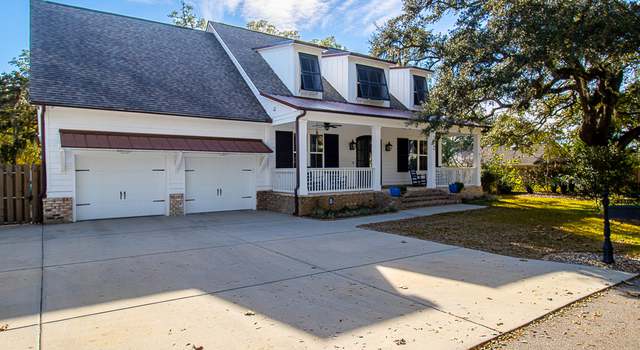 Photo of 1016 Lafontaine St, Ocean Springs, MS 39564