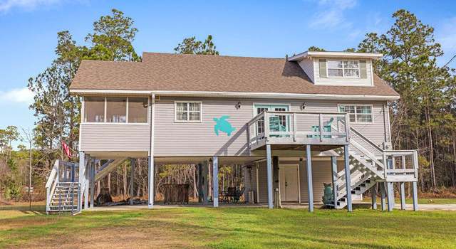 Photo of 4082 Eighth St, Bay Saint Louis, MS 39520