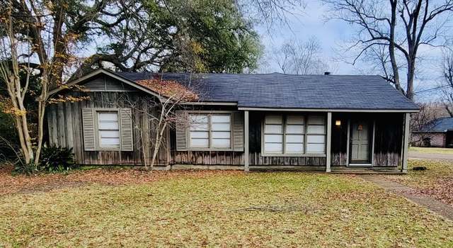 Photo of 201 Seymour Dr, Indianola, MS 38751