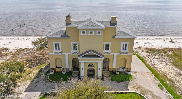 Photo of 7709 Belle Fontaine Dr, Ocean Springs, MS 39564