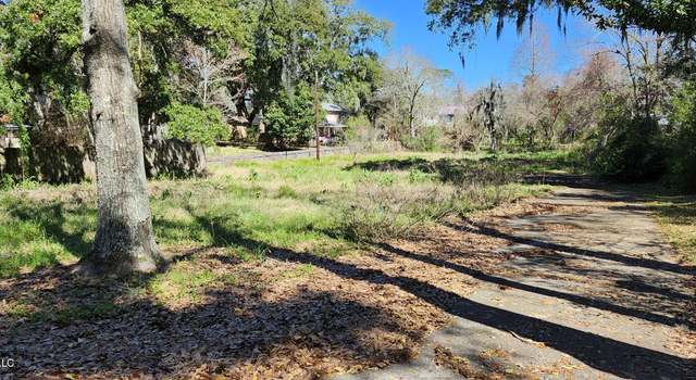 Photo of 4510 Fort St, Pascagoula, MS 39567