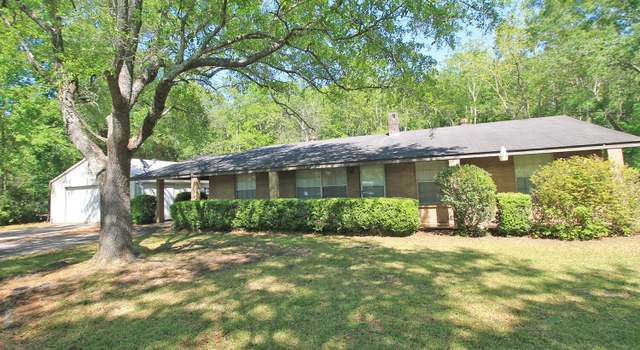 Photo of 9812 Edgecliff Dr, Moss Point, MS 39562