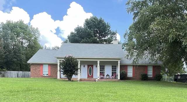 Photo of 309 Ridge Park Dr, Raymond, MS 39154