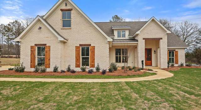 Photo of 102 Ole Magnolia Dr, Brandon, MS 39042