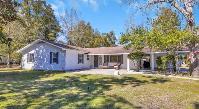 Photo of 1349 E 2nd St, Pass Christian, MS 39571