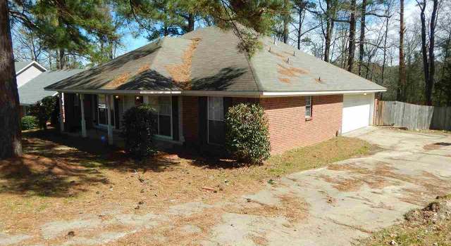 Photo of 1428 Forbes Dr, Byram, MS 39272
