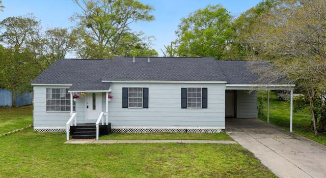 Photo of 2011 13th St, Pascagoula, MS 39567