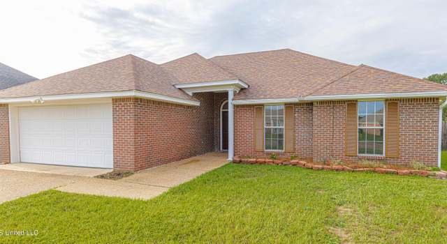 Photo of 9856 Crooked Creek Blvd, Byram, MS 39272