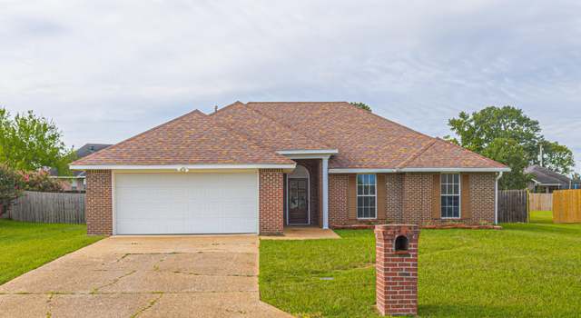 Photo of 9856 Crooked Creek Blvd, Byram, MS 39272