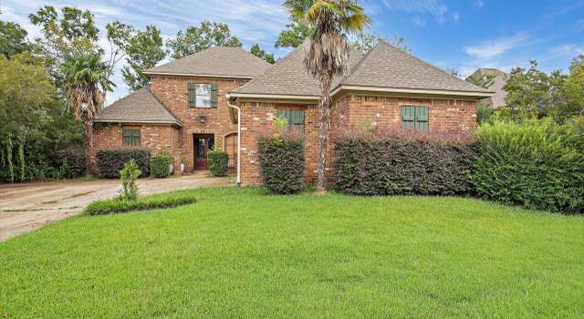 Photo of 106 Pine Ridge Dr, Canton, MS 39046