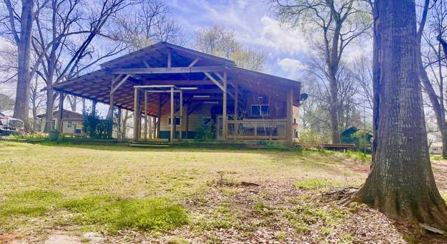 Photo of 17 B St, Bay Springs, MS 39422