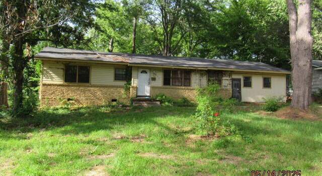 Photo of 638 Elmwood Cir, Jackson, MS 39206