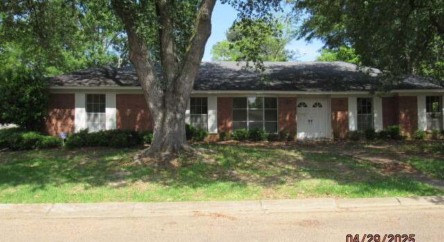 Photo of 2310 Montebello Dr, Jackson, MS 39213