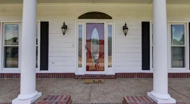 Photo of 6340 Acree Woods Dr, Olive Branch, MS 38654