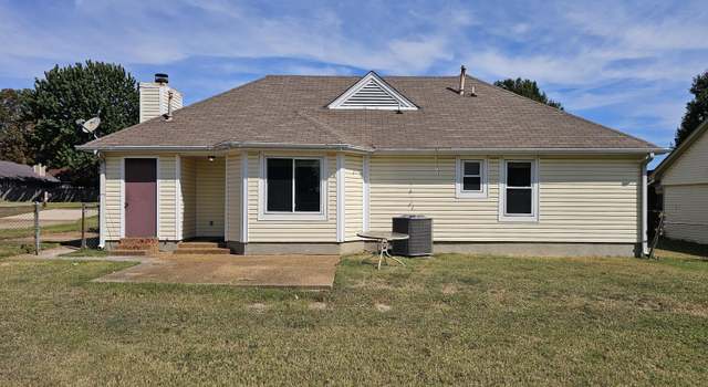 Photo of 967 Greencliff Dr, Southaven, MS 38671