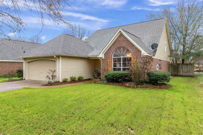 498 Brookstone Dr Madison MS 39110 MLS 1317626 Redfin