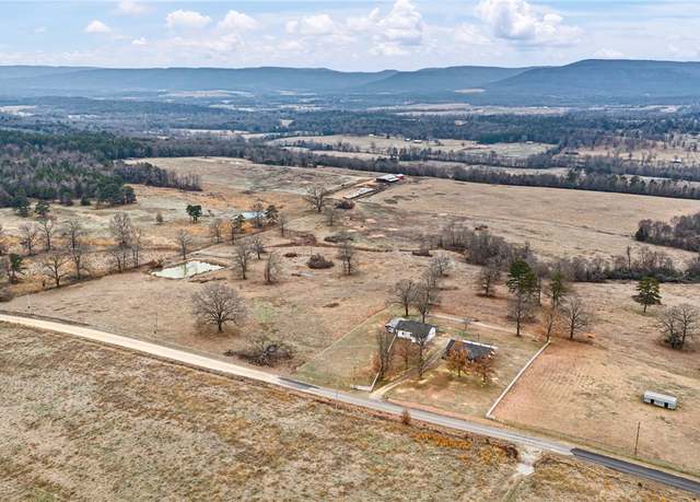 Property at 1615 Co Rd 3360, Clarksville, AR 72830, 1 bed, 1 bath
