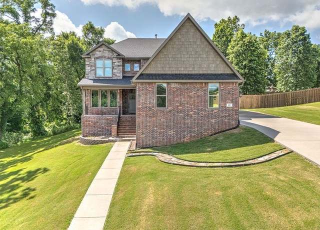 Property at 481 Whitcliff Dr, Cave Springs, AR 72718, 4 beds, 2.5 baths