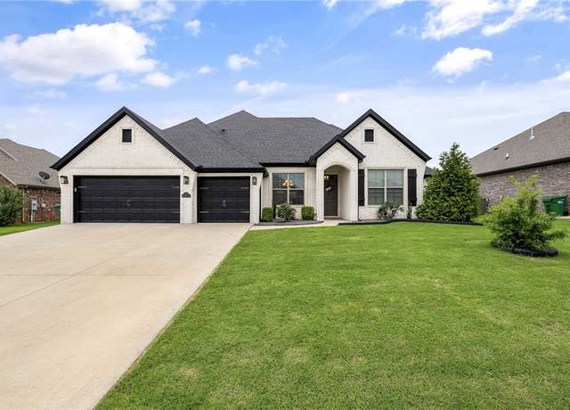 Property at 1110 Stoneybrook Ln, Bentonville, AR 72713, 5 beds, 3 baths