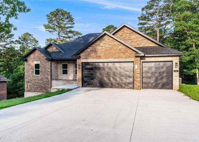 Property at 12 Ellesmere Ln, Bella Vista, AR 72714, 4 beds, 2 baths