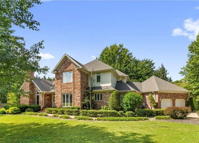 Property at 1801 El Contento Cir, Bentonville, AR 72712, 3 beds, 3.5 baths