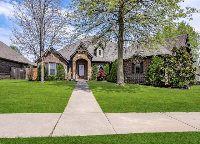 Property at 3000 SW Mahogany Ave, Bentonville, AR 72713, 4 beds, 3 baths