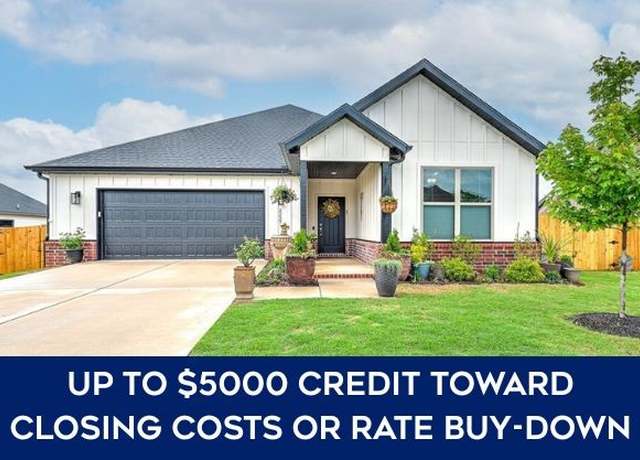 Property at 2227 Riggins Ave, Pea Ridge, AR 72751, 3 beds, 2 baths