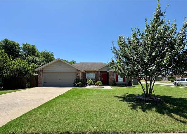 Property at 3109 SW Wentworth Ave, Bentonville, AR 72713, 3 beds, 2 baths