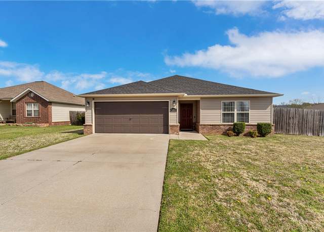 Property at 3842 Bueno Ave, Springdale, AR 72764, 3 beds, 2 baths