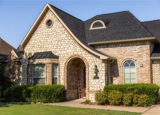 Property at 3778 Prince Philipe St, Springdale, AR 72764, 4 beds, 2.5 baths