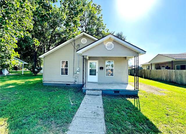 Property at 407 N 3rd St, Dardanelle, AR 72834, 2 beds, 1 bath
