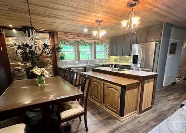 Property at 14163 Low Gap (wc 100) Rd, West Fork, AR 72774, 2 beds, 1 bath