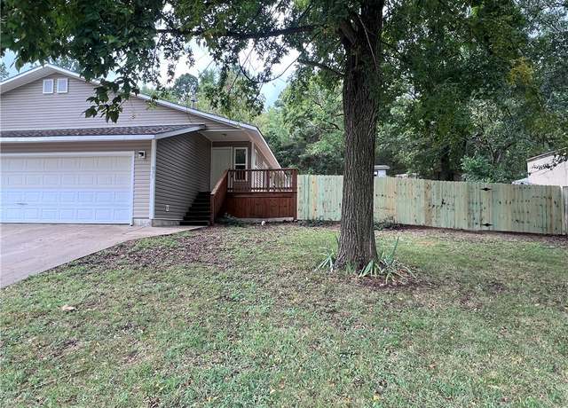 Property at 823/831 N Lola Ln, Fayetteville, AR 72701, 6 beds, 4 baths