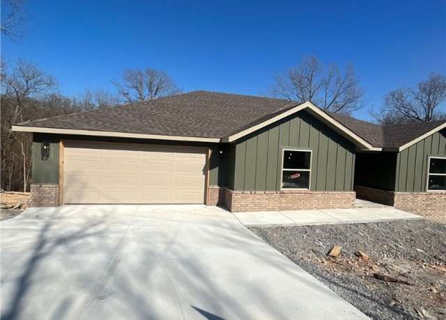 Property at 3 Islay Ln, Bella Vista, AR 72715, 3 beds, 2 baths